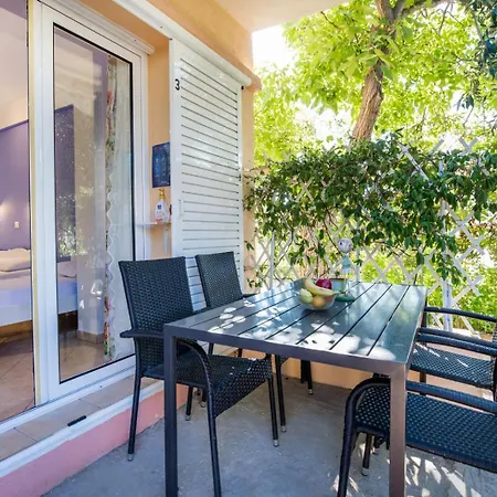 Amversashouse 3* 波托什