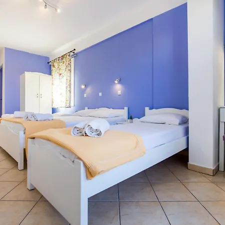 Amversashouse 公寓式酒店 3*