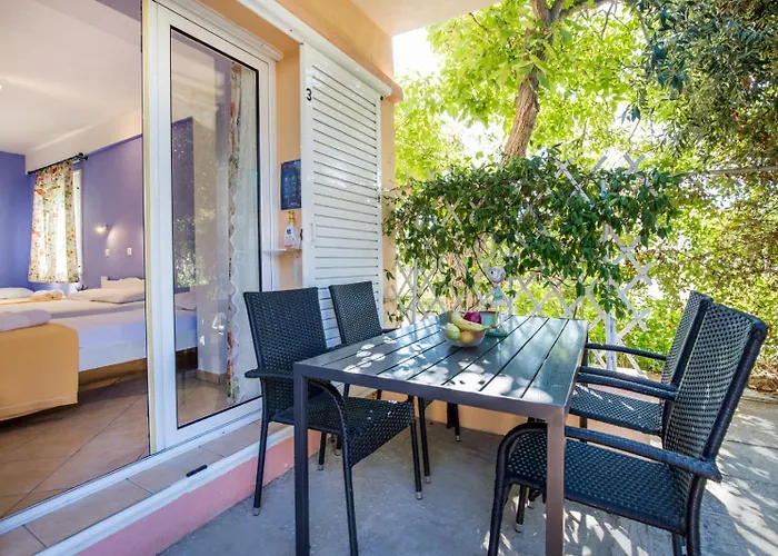 Amversashouse 3* Potos