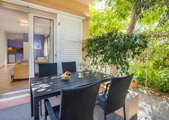 Amversashouse Apart-hotel 3*